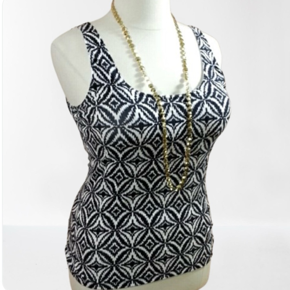 Banana Republic Sexy SleevelessTee. NWOT